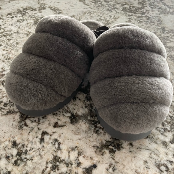 UGG Shoes - UGG Gray Slippers
